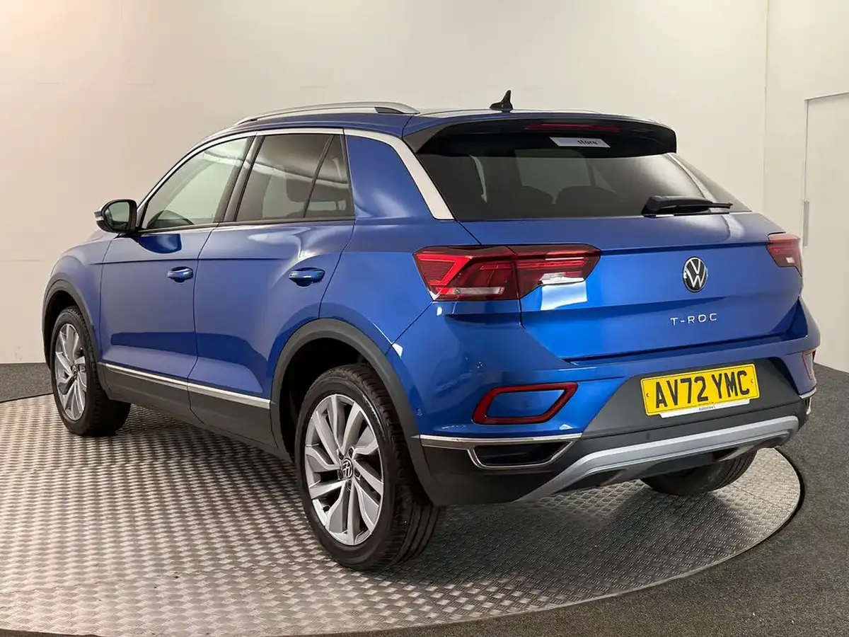 2022-volkswagen-t-roc-15-tsi-style-hatchback-5d-dsg-big-10