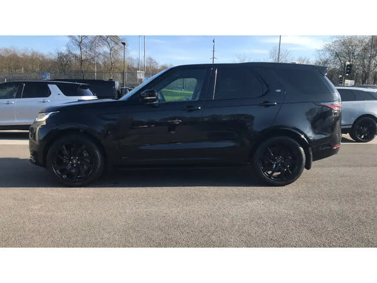 2023-land-rover-discovery-30-d300-r-dynamic-se-big-36