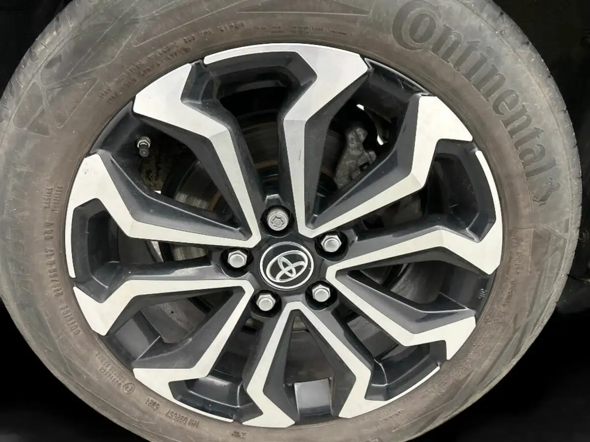 2022-toyota-yaris-15-vvt-i-design-panoramic-roof-big-9