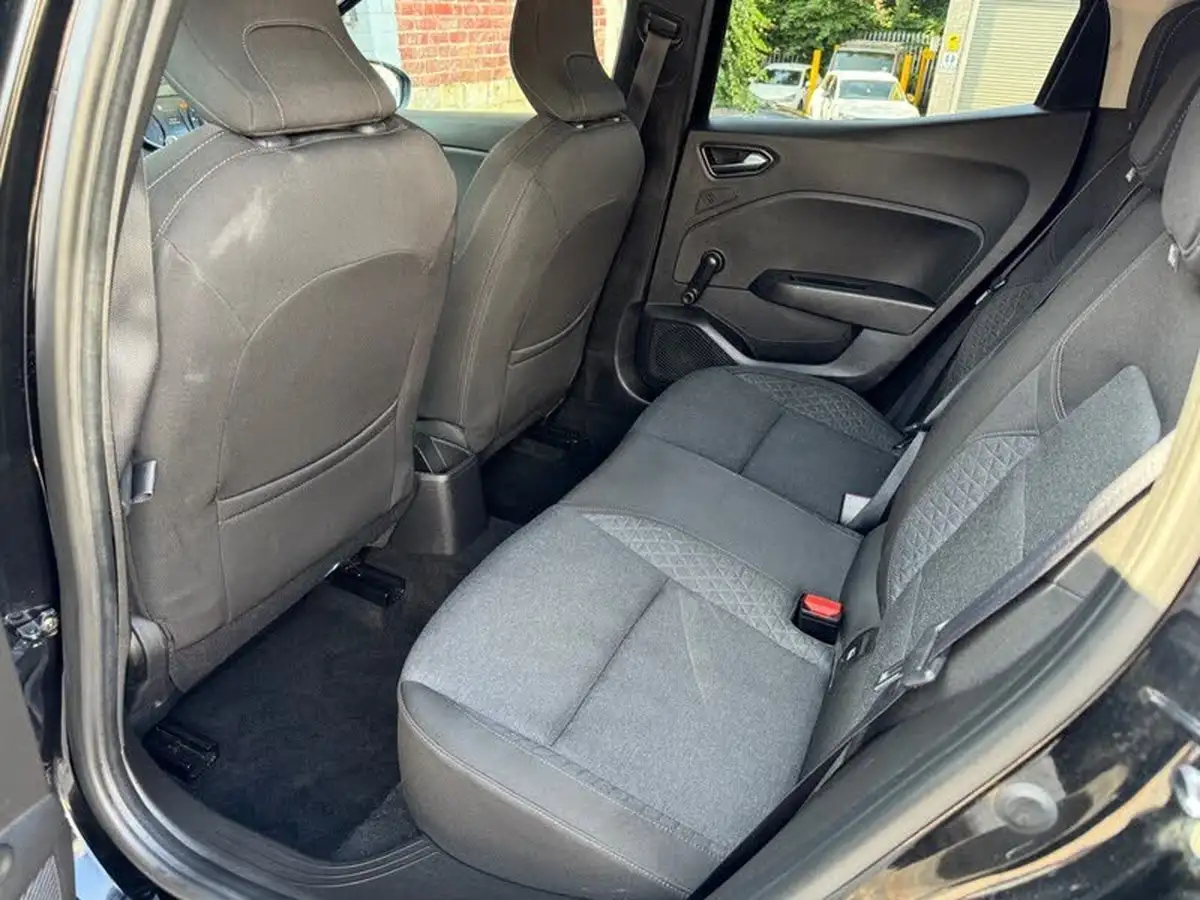 2020-renault-clio-15dci-iconic-90ps-ss-big-14