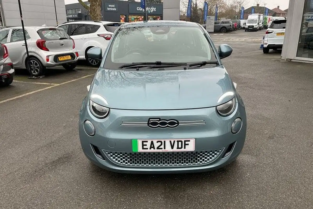 2021-fiat-500-e-passion-big-37