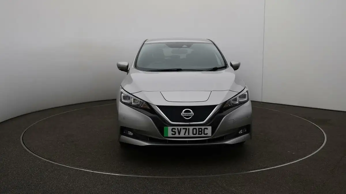 2021-nissan-leaf-e-tekna-big-2
