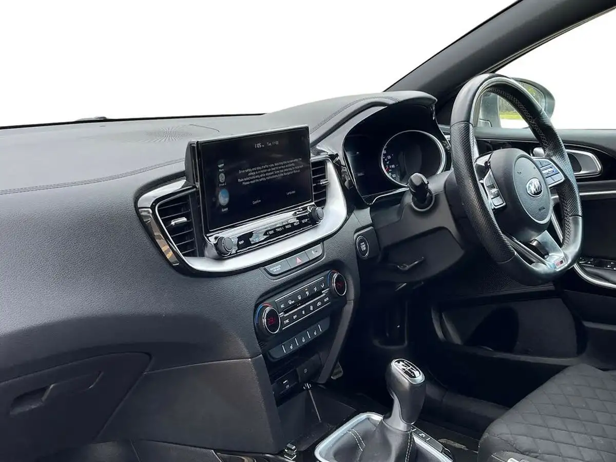 2021-kia-ceed-15-t-gdi-gt-line-big-6