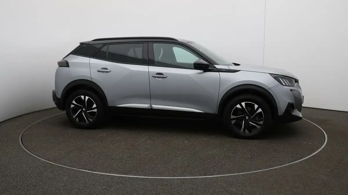 2021-peugeot-2008-suv-e-gt-big-42