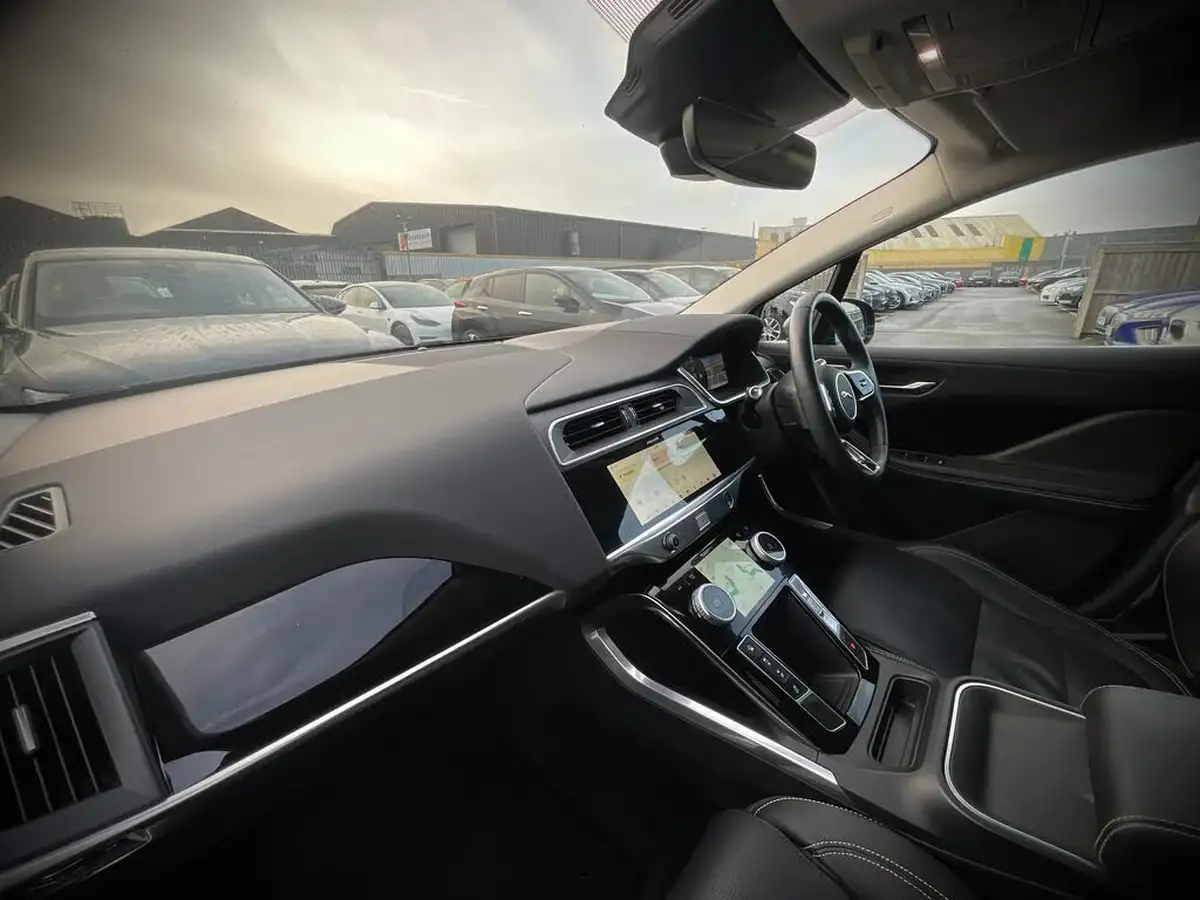 2019-jaguar-i-pace-ev400-hse-big-15
