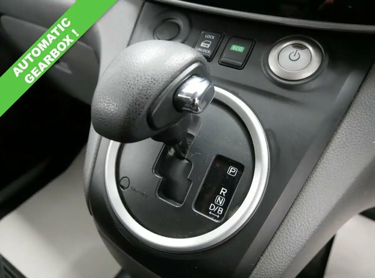 2021-nissan-env200-e-acenta-panel-van-auto-big-5