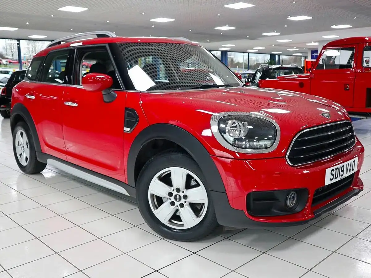 2019-mini-countryman-15-cooper-classic-auto-big-0
