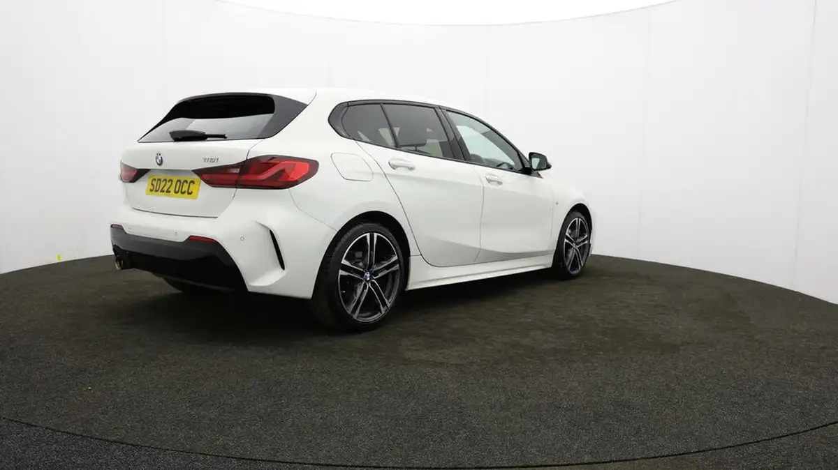 2022-bmw-1-series-15-118i-m-sport-lcp-big-77