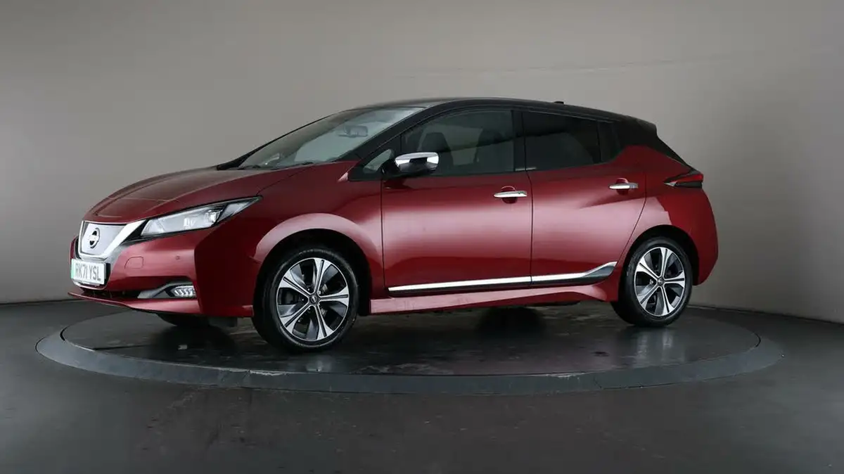 2021-nissan-leaf-e-e-tekna-big-40