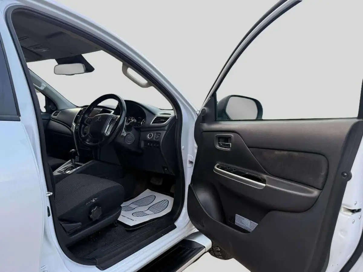 2020-mitsubishi-l200-22di-d-warrior-auto-big-20