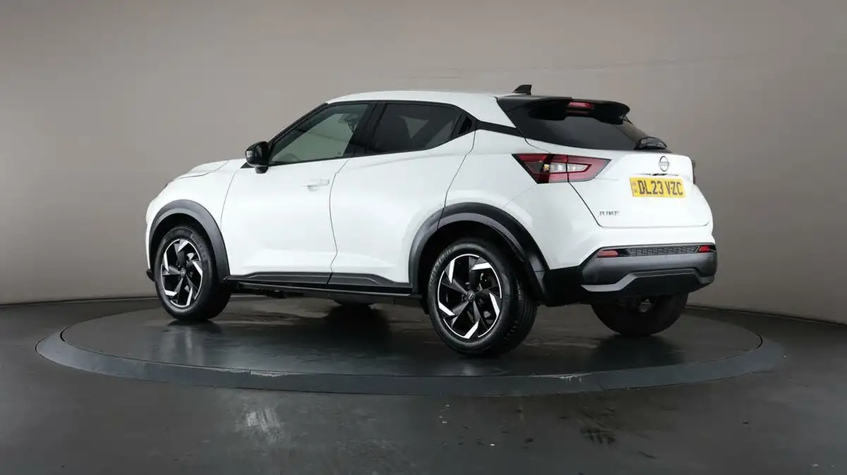 2023-nissan-juke-10-dig-t-n-connecta-big-5
