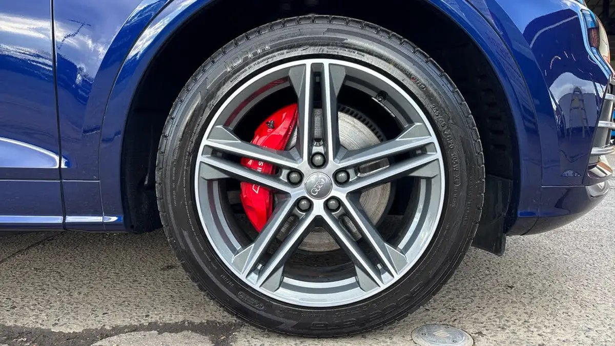 2017-audi-sq5-30-tfsi-quattro-big-22