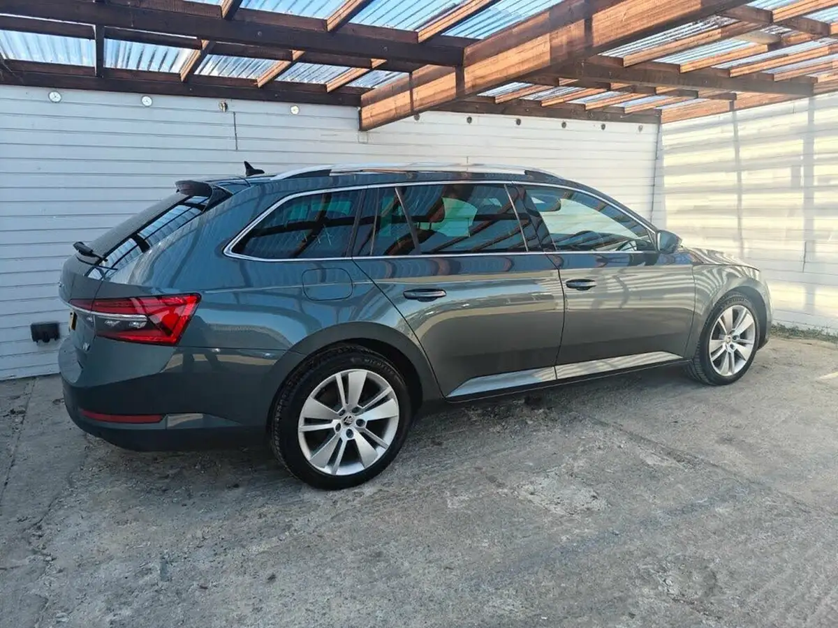 2020-skoda-superb-14-tsi-se-l-estate-big-9