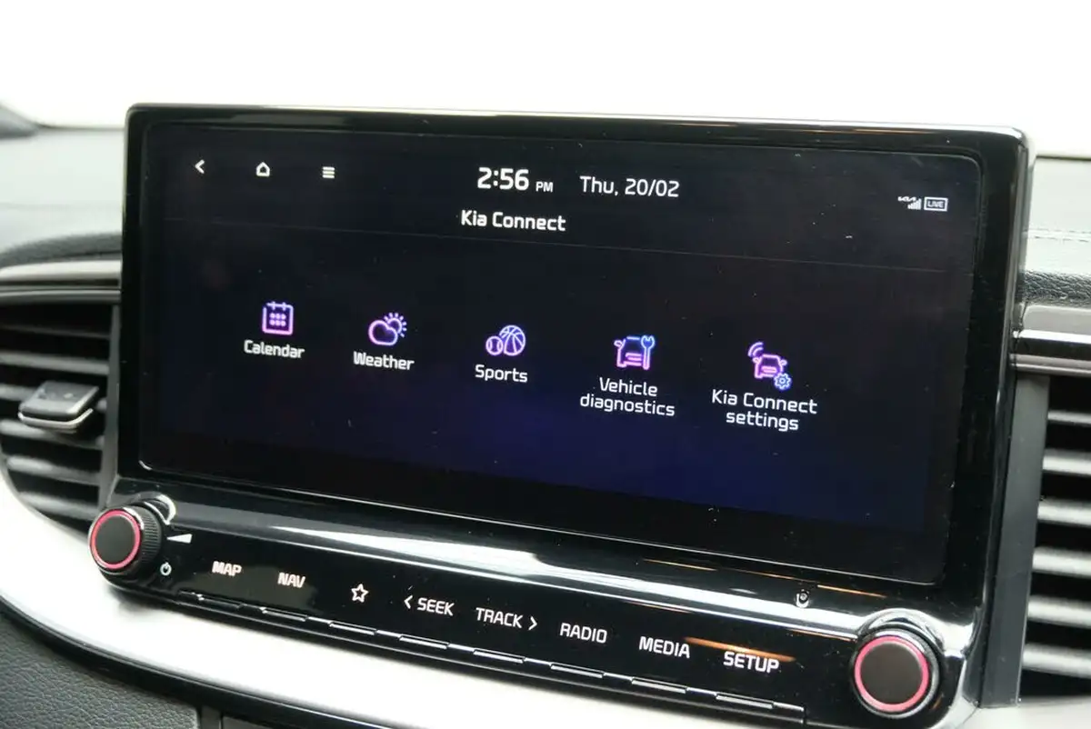 2024-kia-xceed-15-t-gdi-gt-line-138bhp-dct-big-32