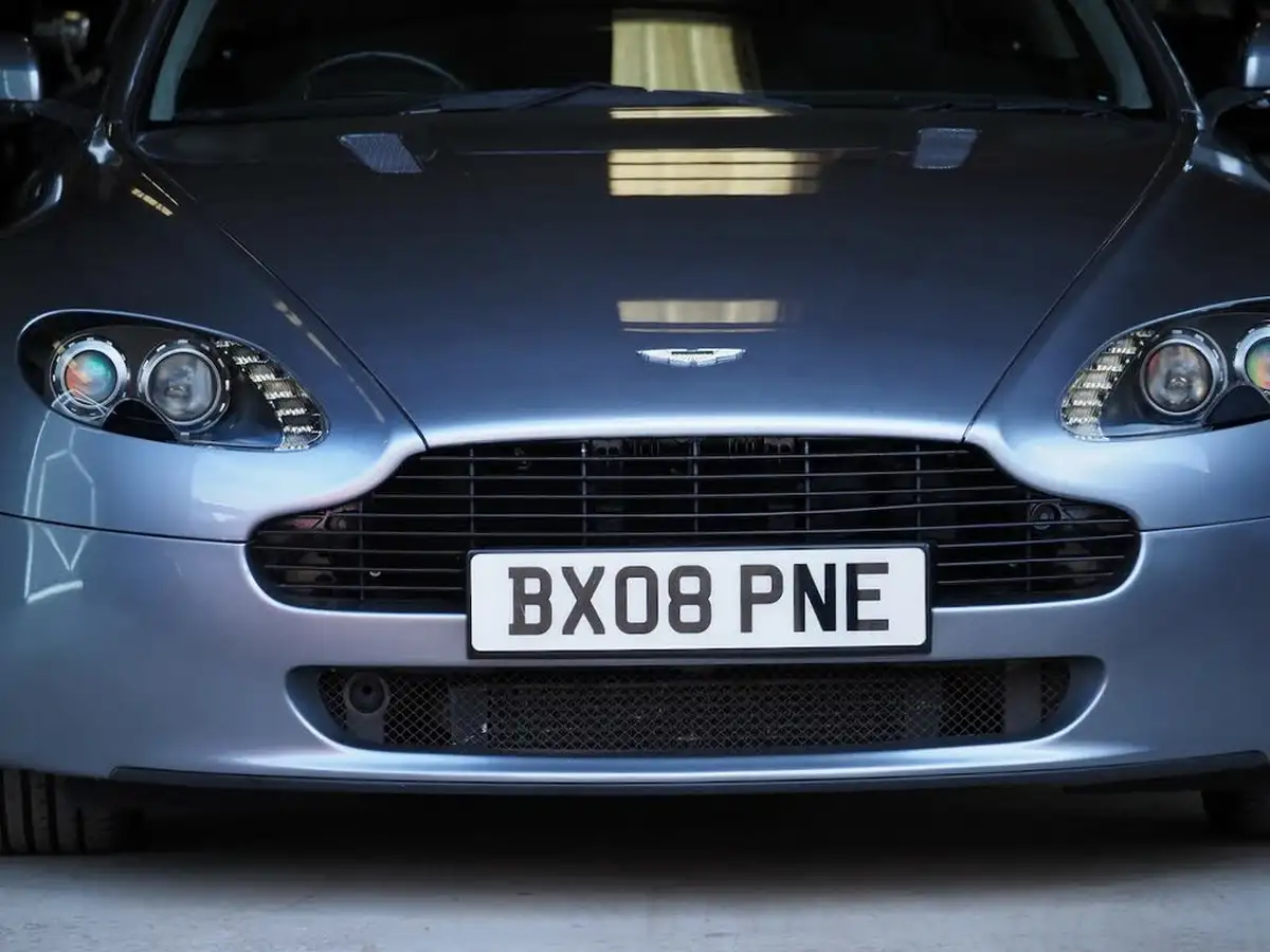 2008-aston-martin-vantage-43-convertible-sportshift-big-5