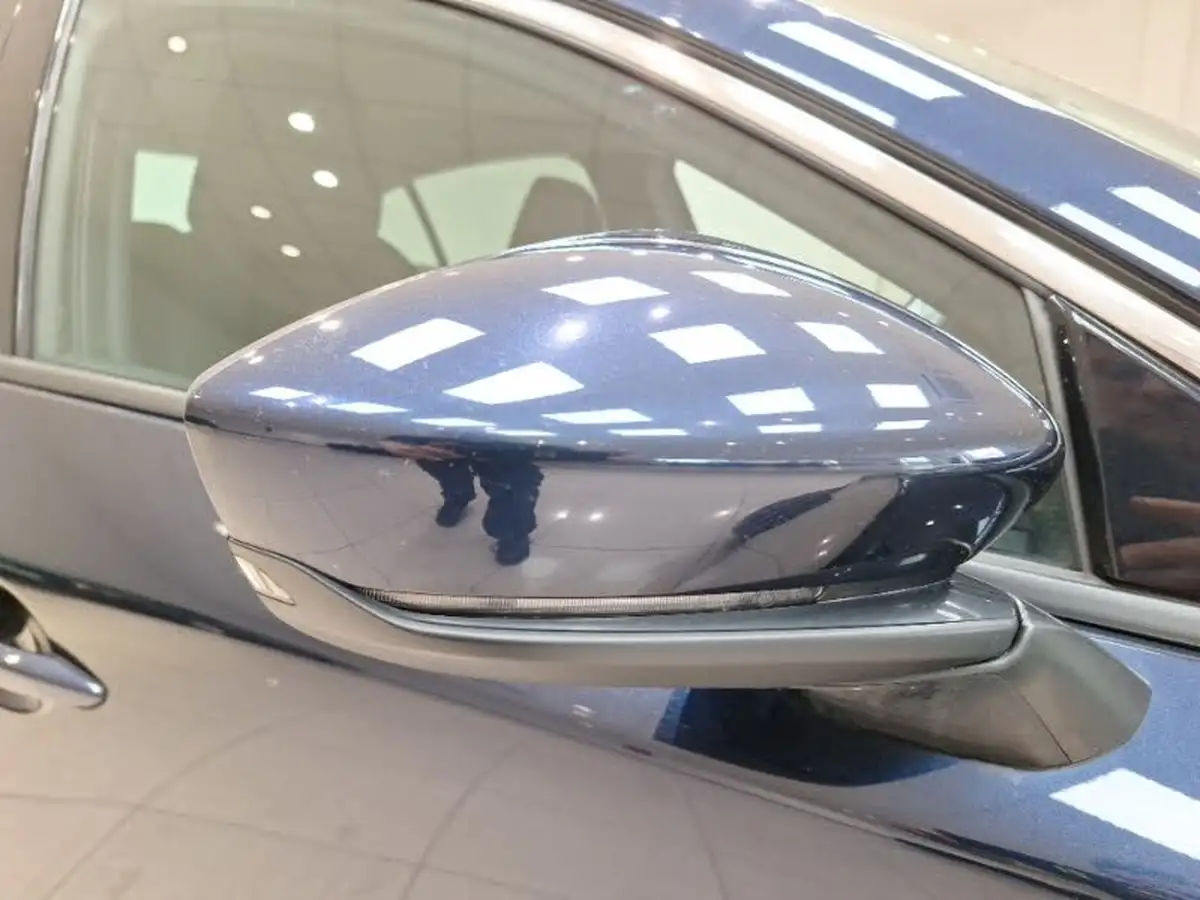 2019-mazda-mazda3-20-sport-saloon-4d-big-16