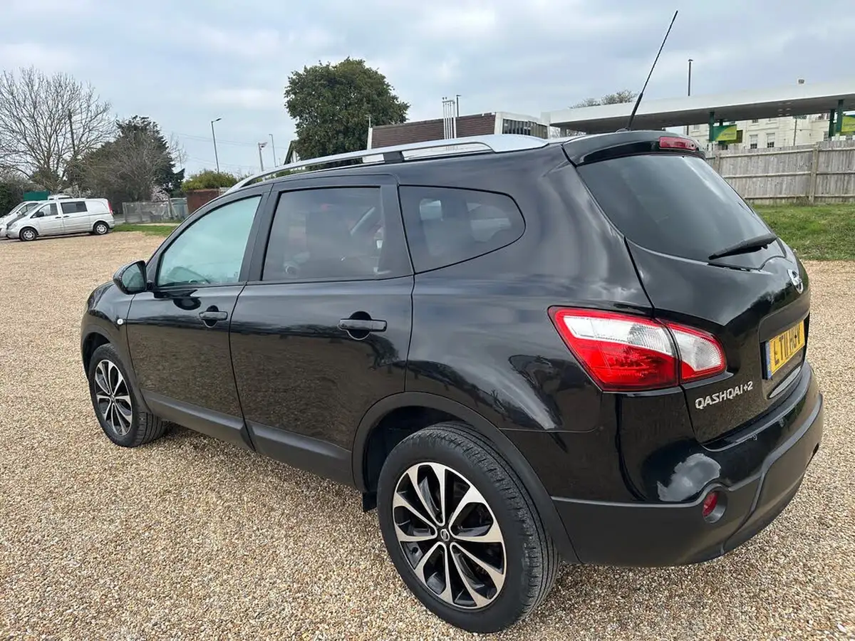 2011-nissan-qashqai2-15td-n-tec-big-5
