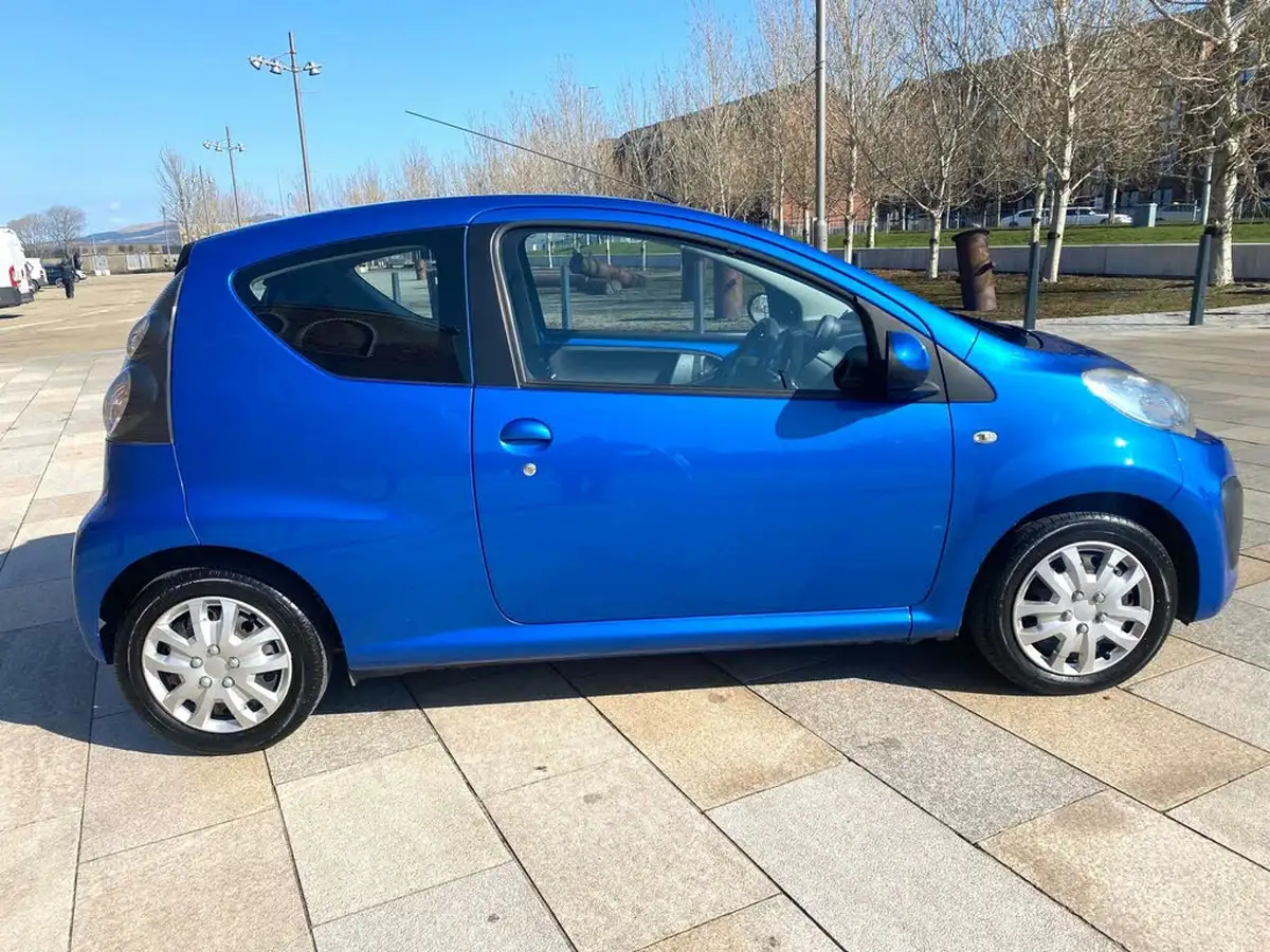 2013-citroen-c1-10-vtr-3d-big-10