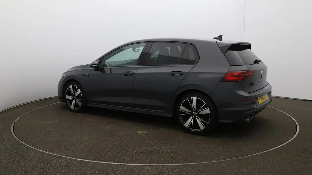 2021-volkswagen-golf-20tdi-gtd-big-30