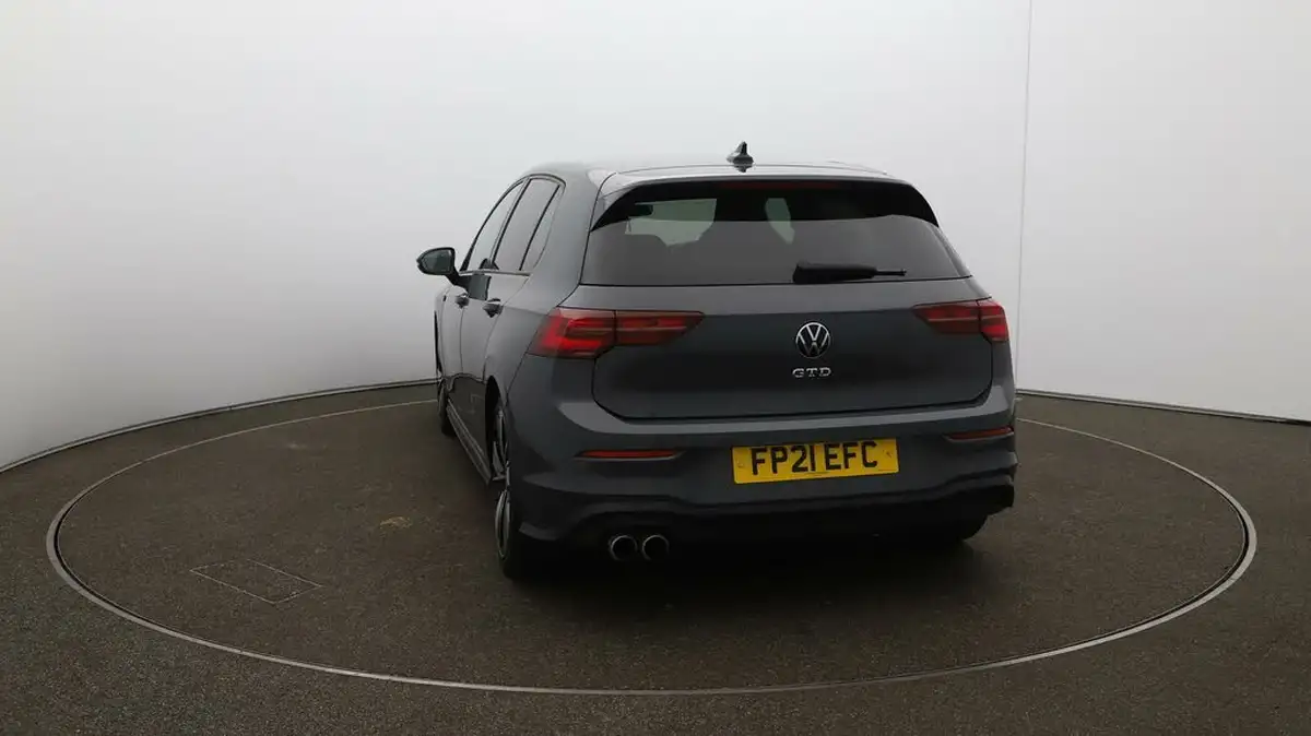 2021-volkswagen-golf-20tdi-gtd-big-54