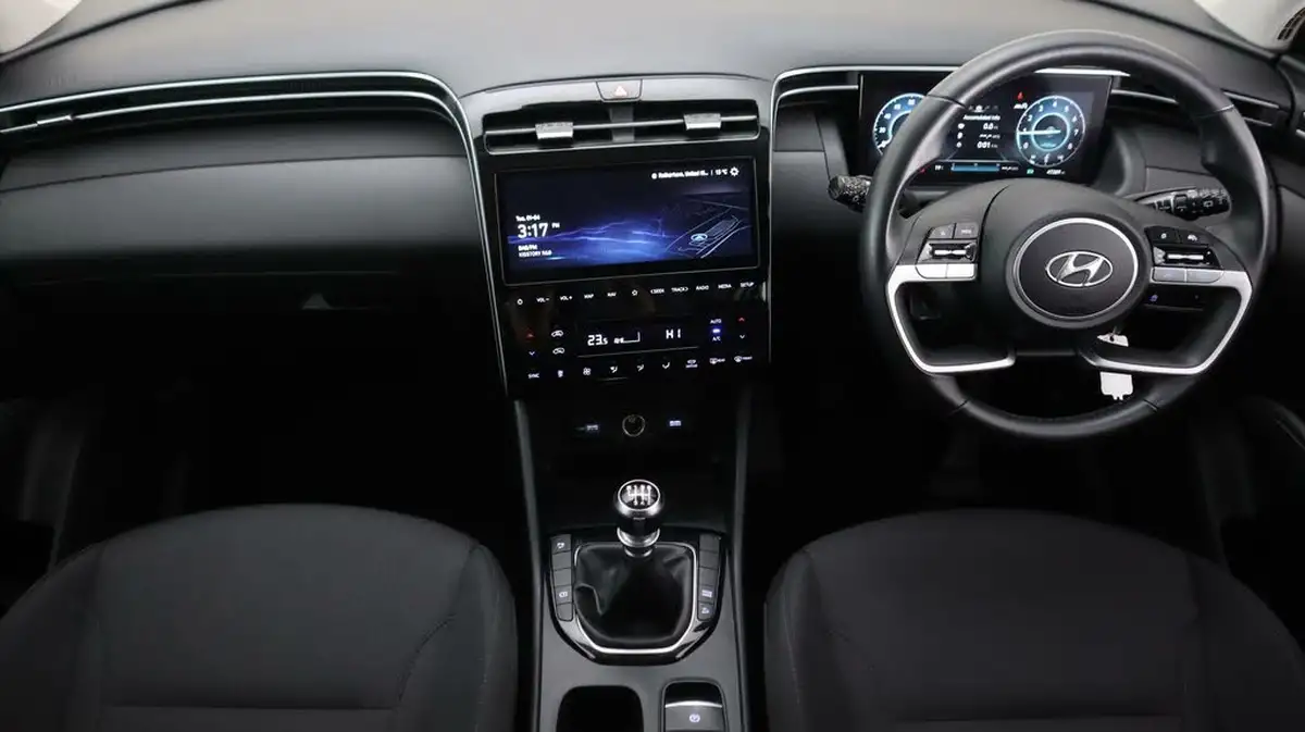 2023-hyundai-tucson-16-t-gdi-se-connect-150ps-big-12