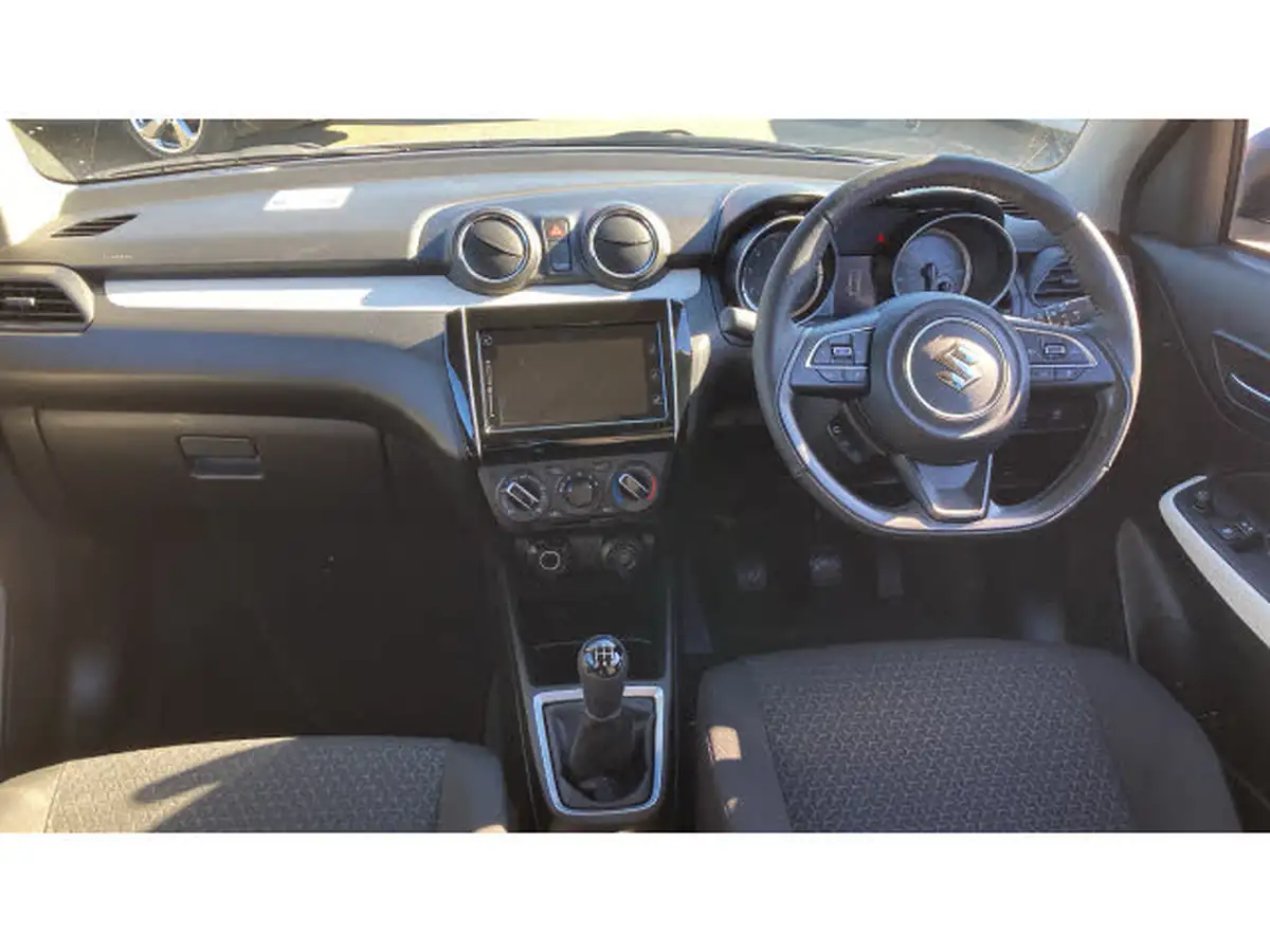 2023-suzuki-swift-12-dualjet-sz-l-big-9