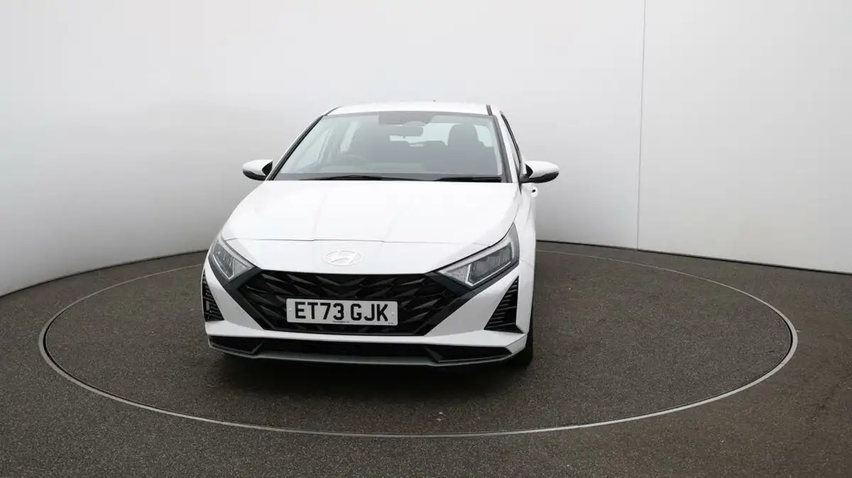 2024-hyundai-i20-10-t-gdi-advance-big-38