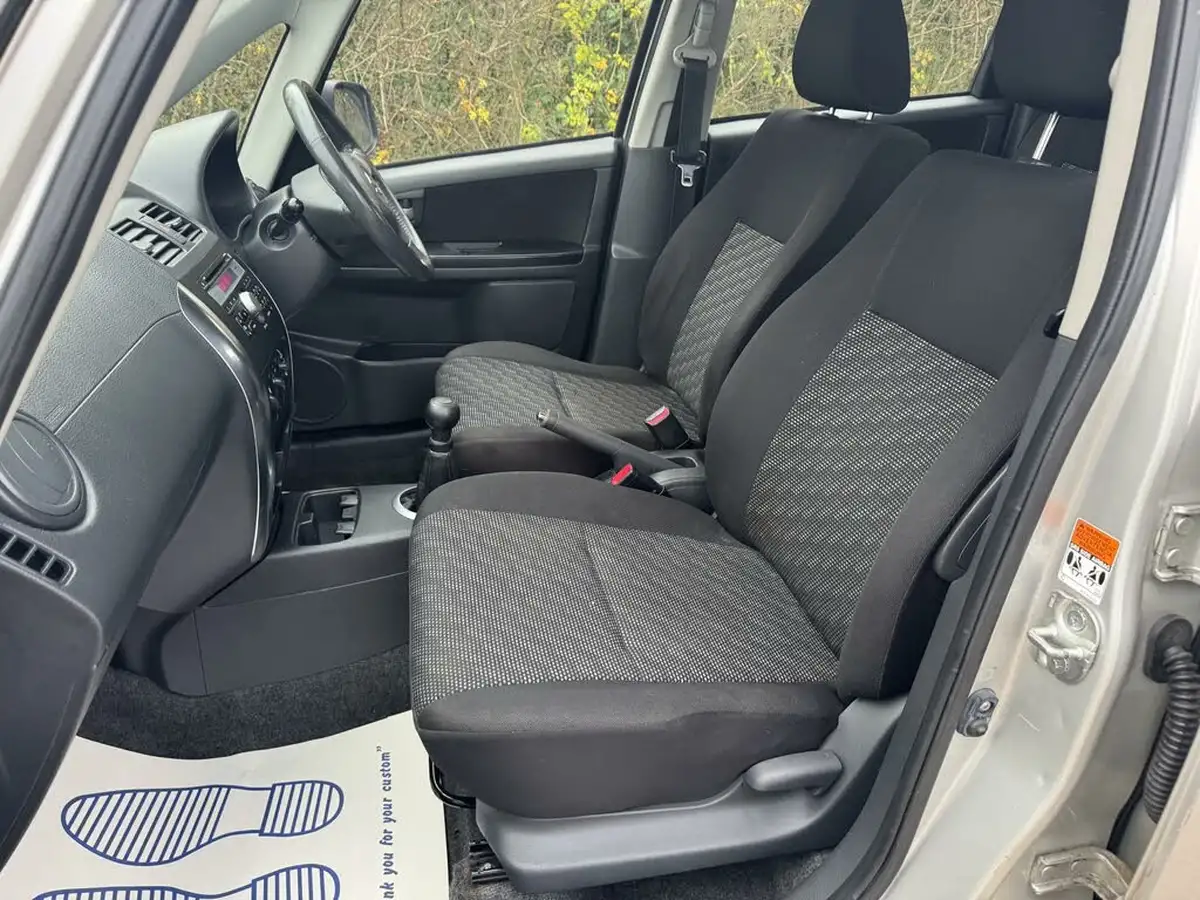 2008-suzuki-sx4-16-gl-big-19