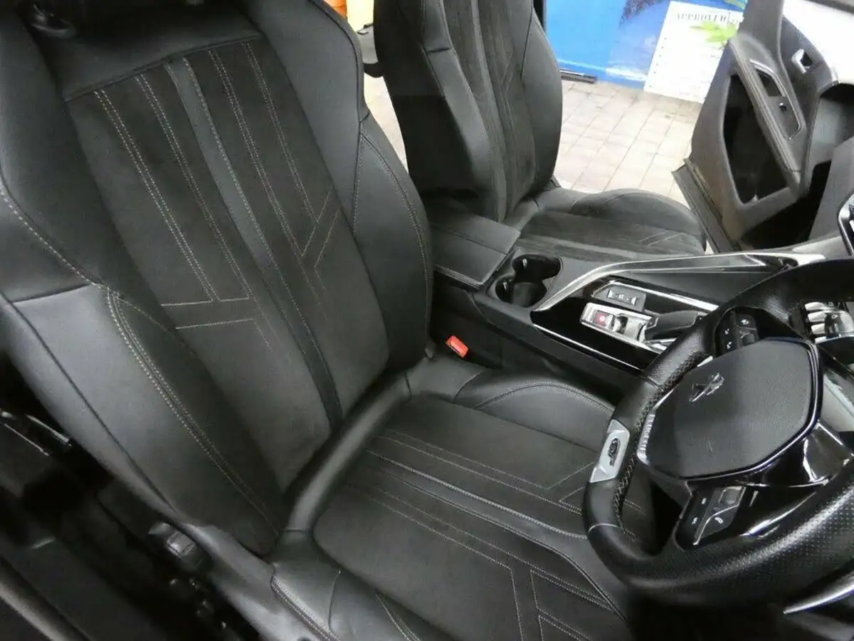 2021-peugeot-5008-suv-12-puretech-gt-eat8-big-56