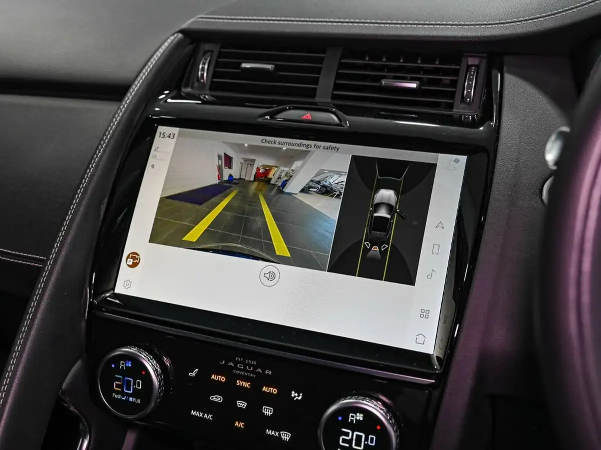 2022-jaguar-e-pace-20-d200-r-dynamic-black-big-14