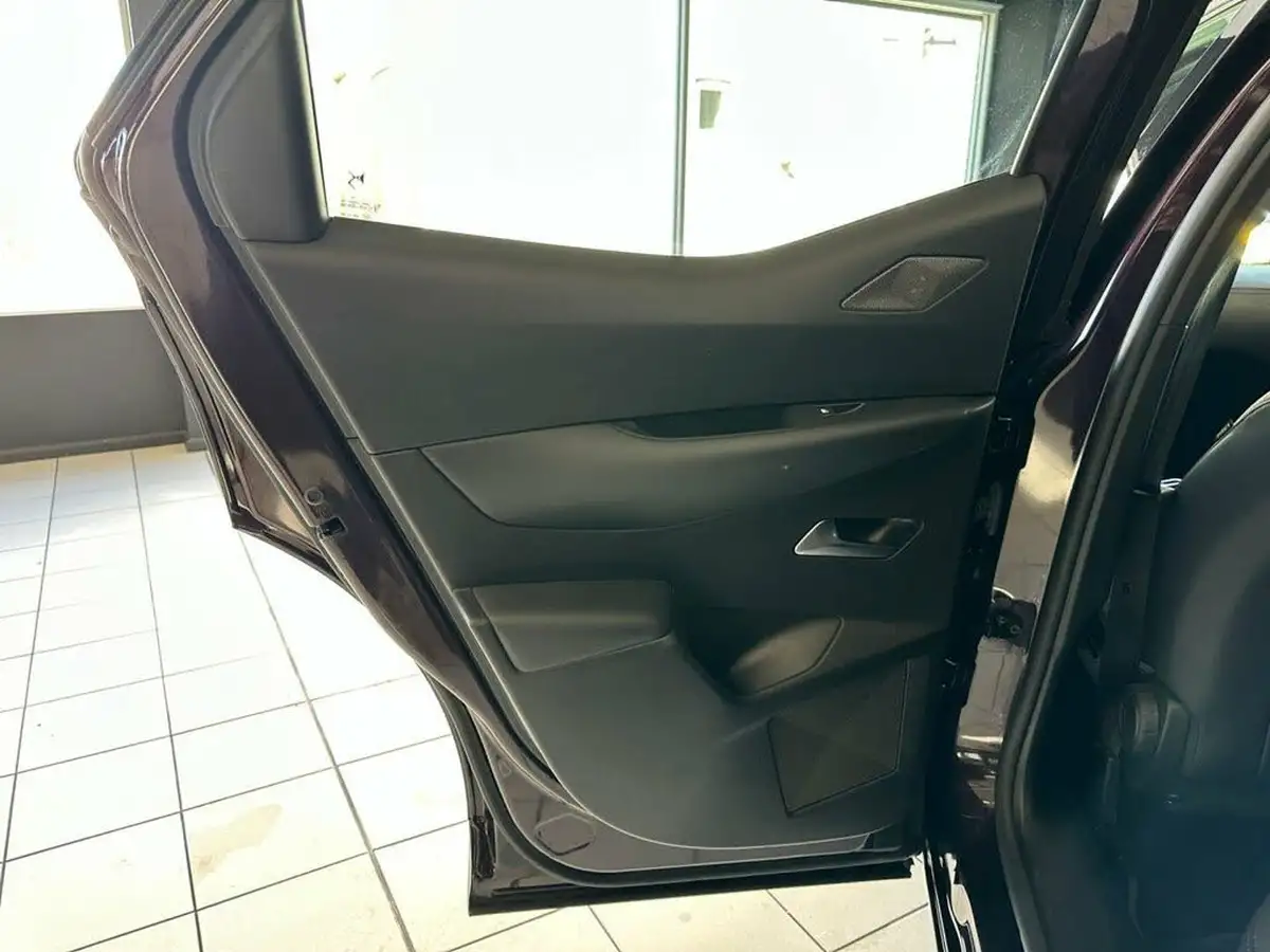 2020-ds-ds-3-crossback-12-puretech-ultra-prestige-155ps-big-49