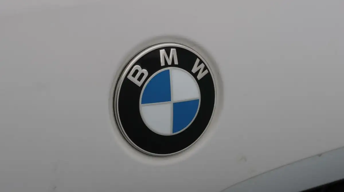 2020-bmw-5-series-20td-520d-m-sport-190ps-mht-saloon-4d-big-23