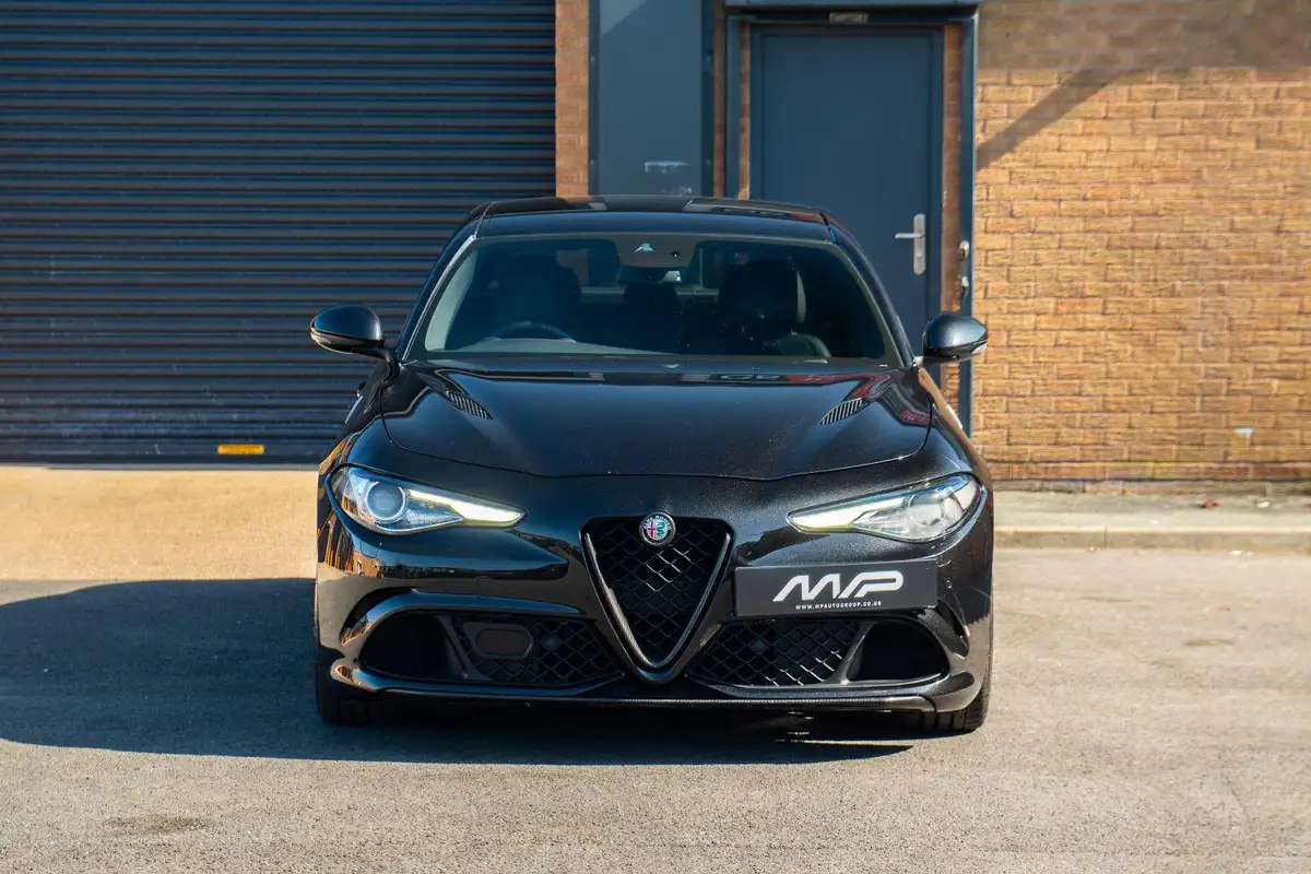 2020-alfa-romeo-giulia-29-biturbo-quadrifoglio-ss-big-4