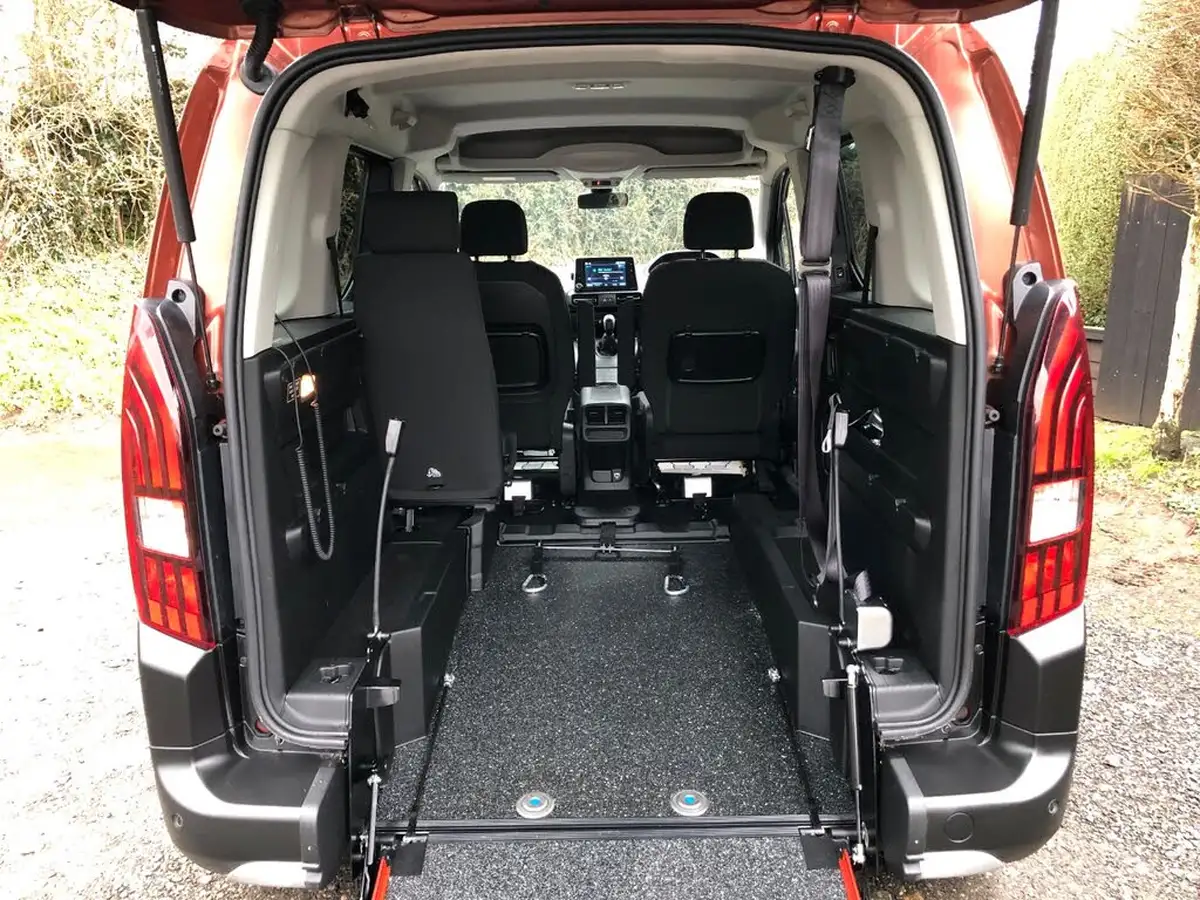 2020-peugeot-rifter-15-bluehdi-allure-100bhp-standard-big-2