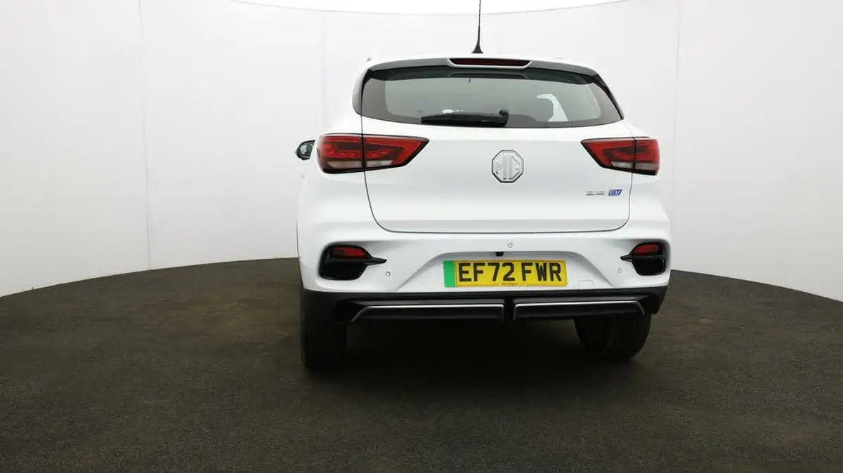 2023-mg-zs-suv-e-trophy-connect-ev-156ps-long-range-big-29
