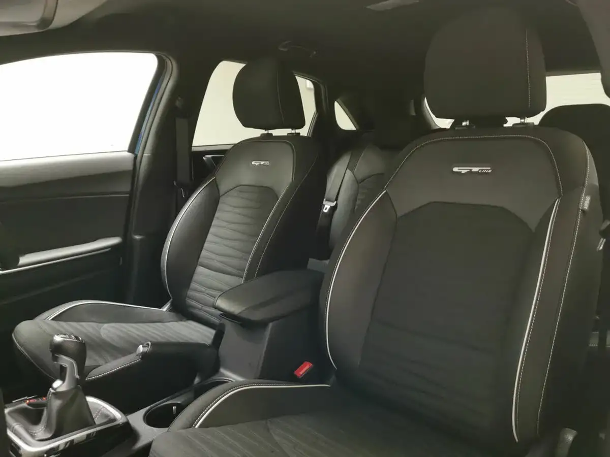 2022-kia-ceed-15-t-gdi-gt-line-big-16