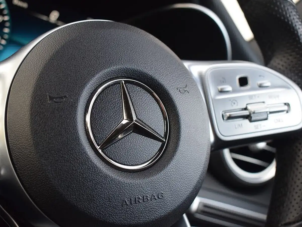 2020-mercedes-benz-c-class-20d-c220d-amg-line-premiumss-saloon-4d-big-27