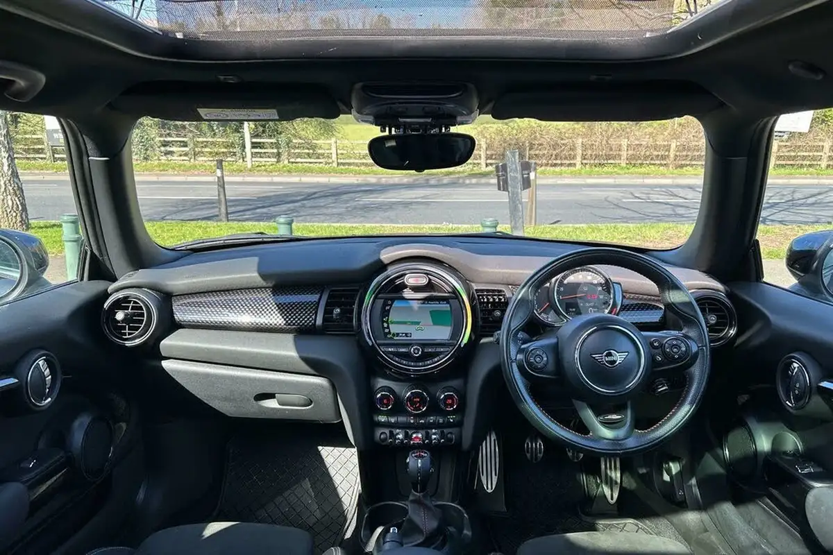 2019-mini-cooper-20-cooper-s-sport-189bhp-hatchback-3d-big-2