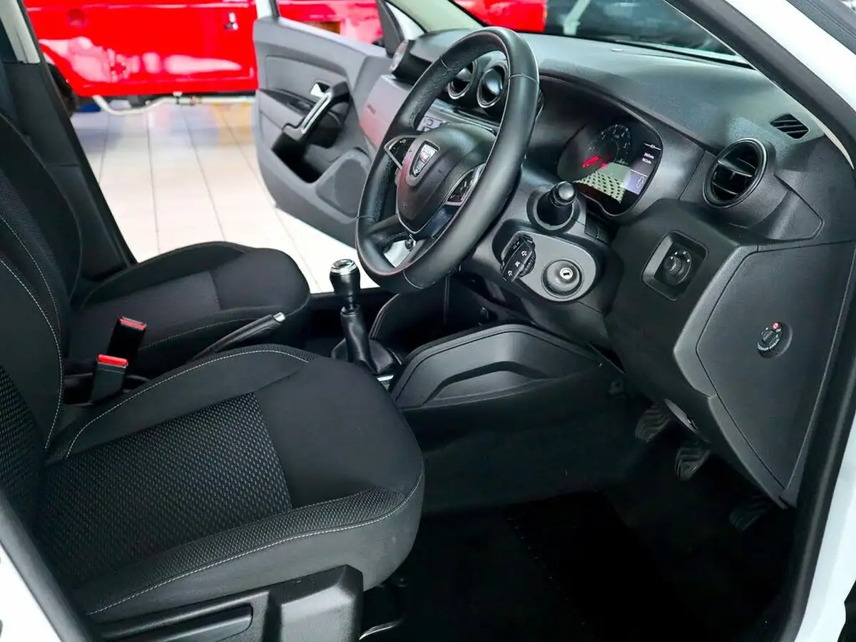 2021-dacia-duster-13-tce-comfort-130bhp-station-wagon-5d-1333cc-big-2