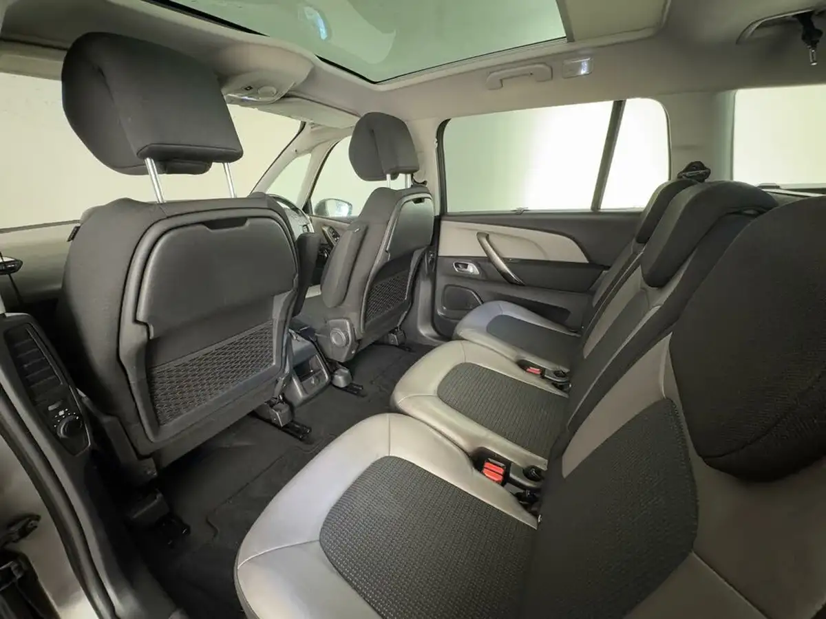 2019-citroen-grand-c4-spacetourer-12-puretech-flair-big-15