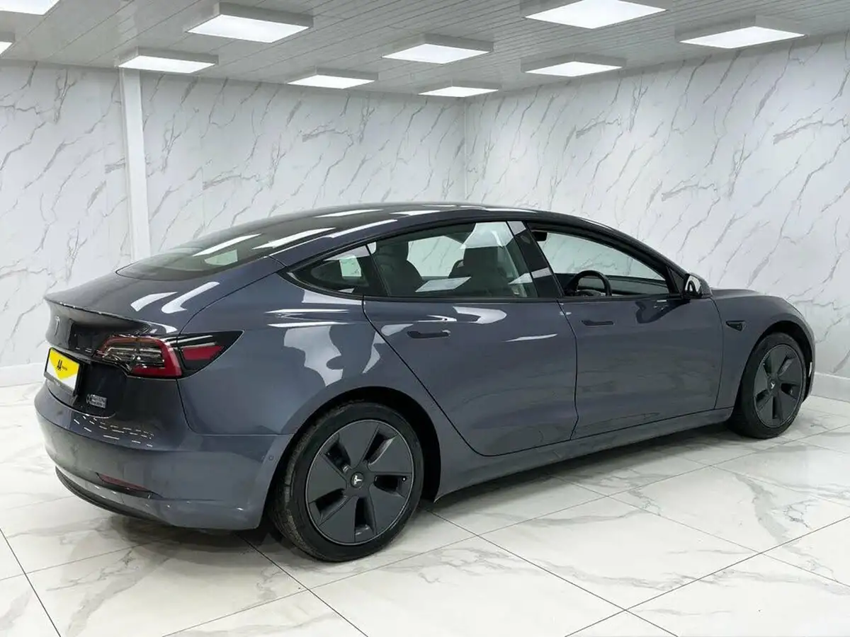 2020-tesla-model-3-e-standard-plus-big-13