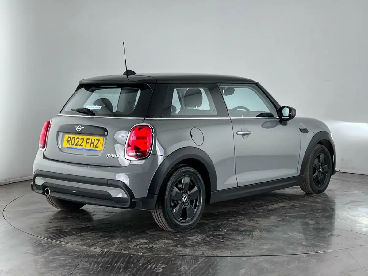 2022-mini-cooper-15-cooper-classic-hatchback-3d-auto-big-3