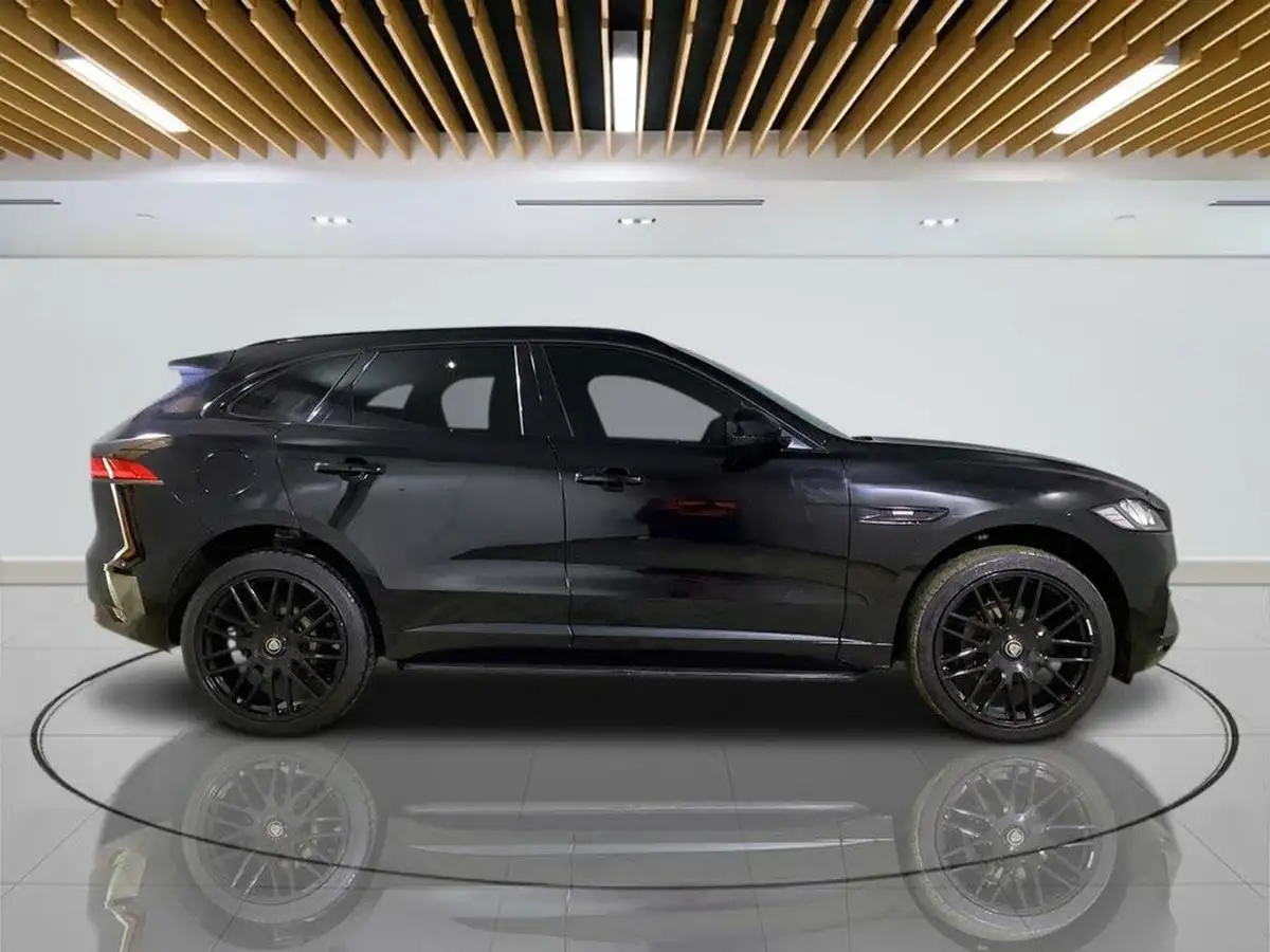 2017-jaguar-f-pace-20-i4d-r-sport-180ps-awd-ss-auto-big-8