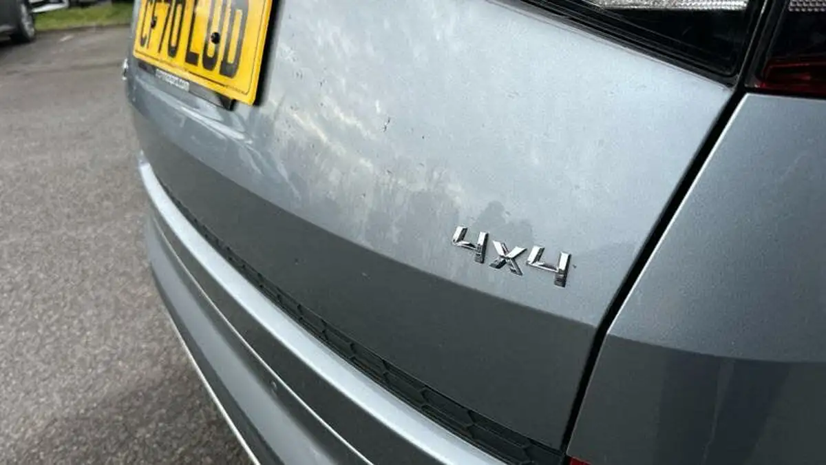 2021-skoda-kodiaq-20tdi-laurin-klement-200ps-dsg-big-31