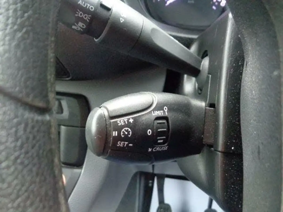 2021-peugeot-expert-15-bluehdi-compact-120bhp-big-25