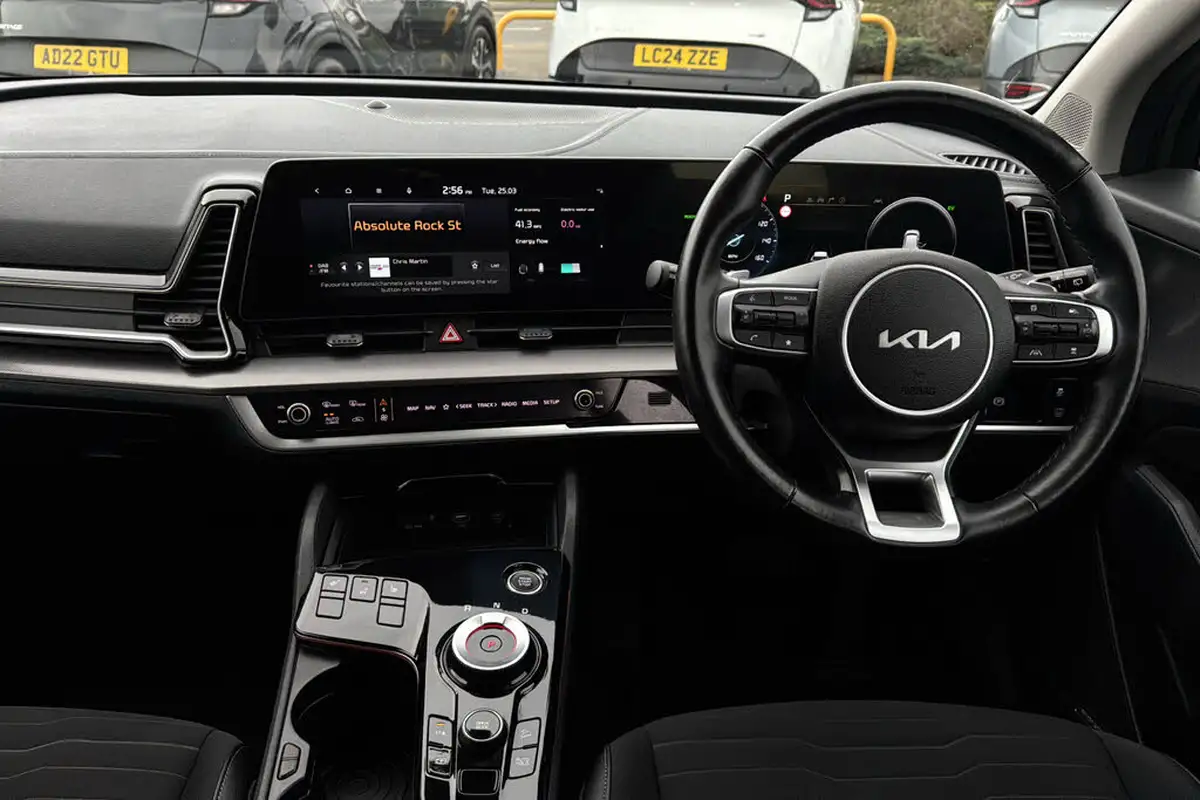 2022-kia-sportage-16-t-gdi-4-226bhp-hev-auto-big-7