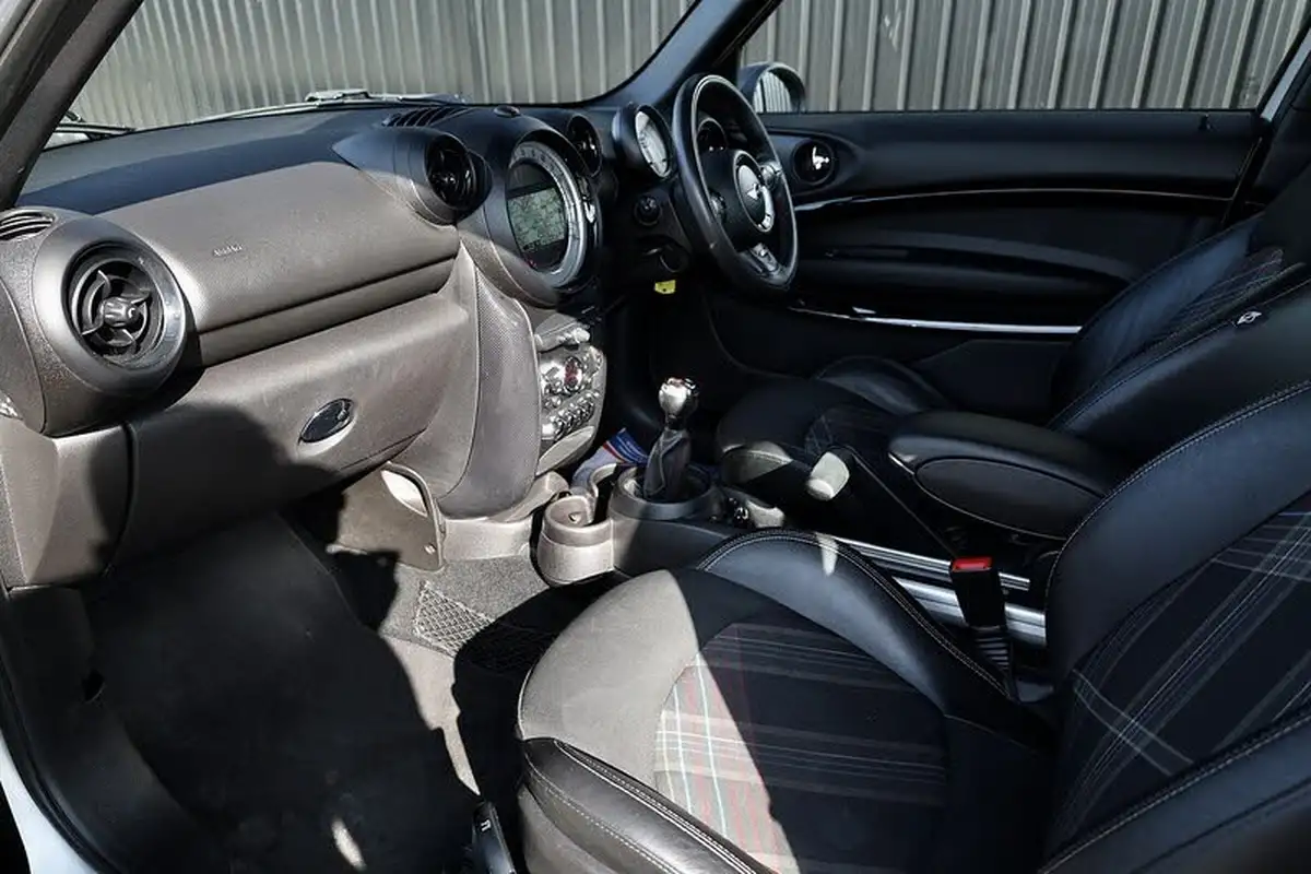 2014-mini-paceman-16-cooper-s-big-2