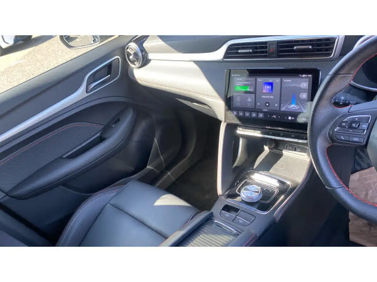 2024-mg-zs-suv-e-trophy-connect-ev-156ps-long-range-big-13