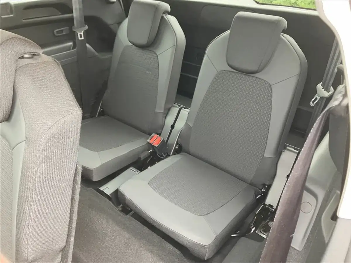 2021-citroen-grand-c4-spacetourer-12-puretech-sense-eat8-big-27