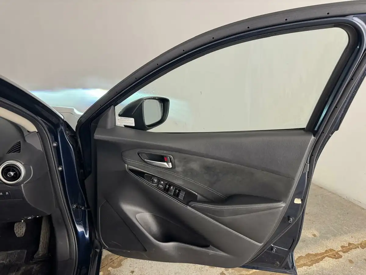2021-mazda-mazda2-15-skyactiv-g-gt-sport-nav-light-stone-big-16
